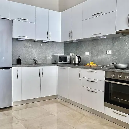 Eao Apartment